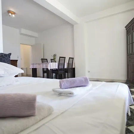 Damjanovic Apartment