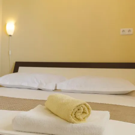 Damjanovic Apartment Makarska