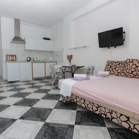 Apartment Damjanovic Makarska