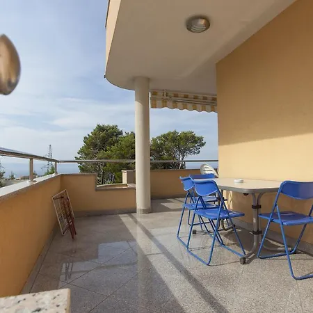 Damjanovic * Makarska