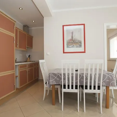 Damjanovic * Makarska