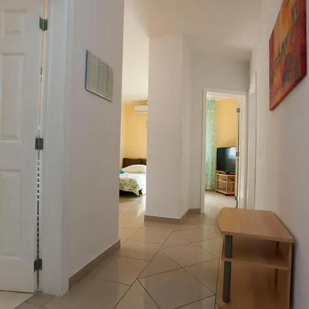 Apartamento Damjanovic *